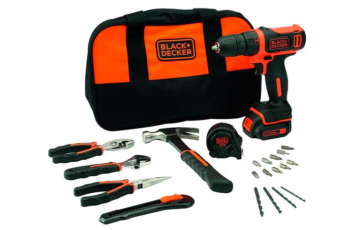 ¡Chollo! Taladro y 20 herramientas Black & Decker BDCDD12HTSA-QW barato 55,90€